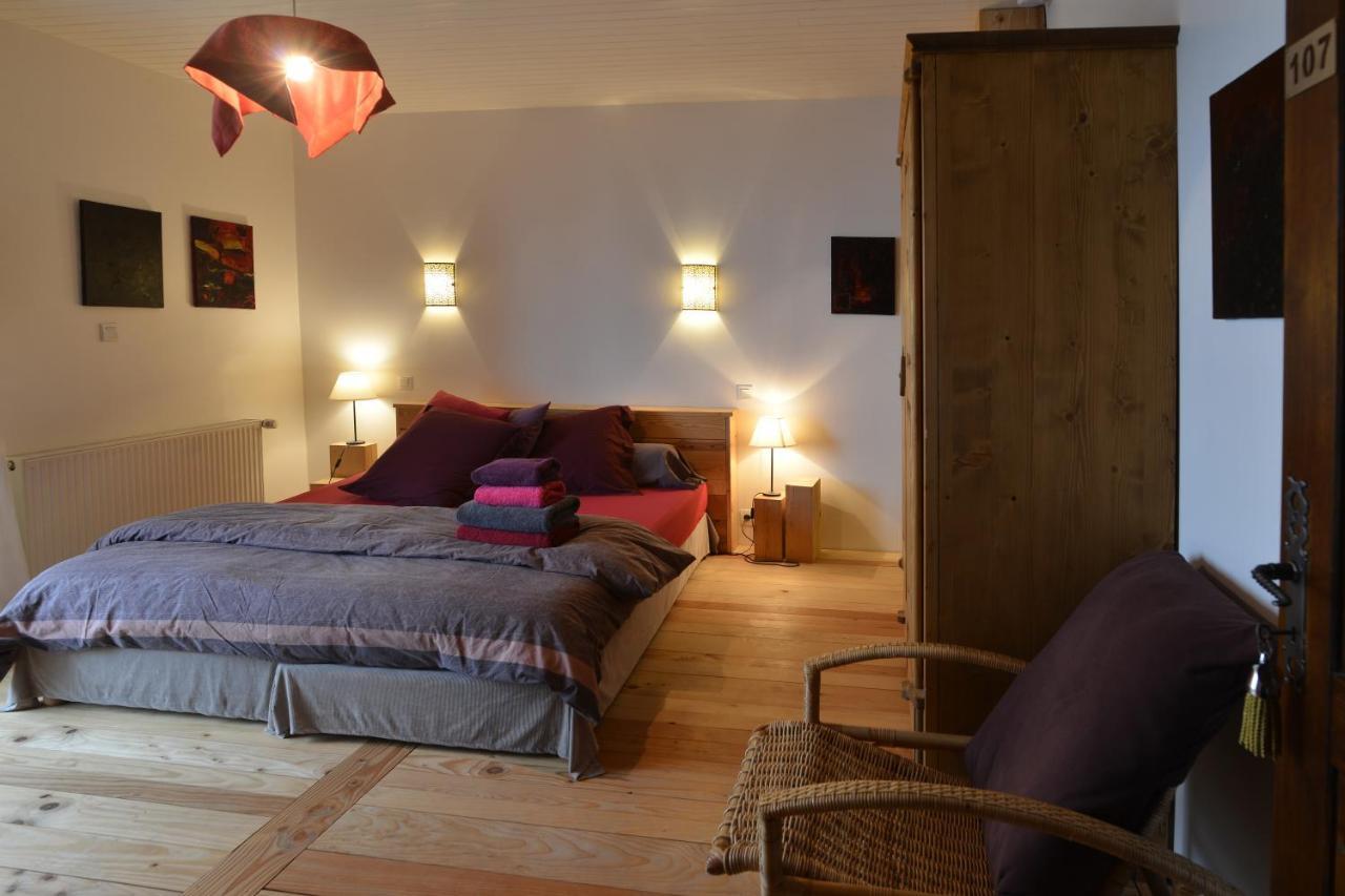 לינה וארוחת בוקר ונטרון Le Chalet De Valentine מראה חיצוני תמונה