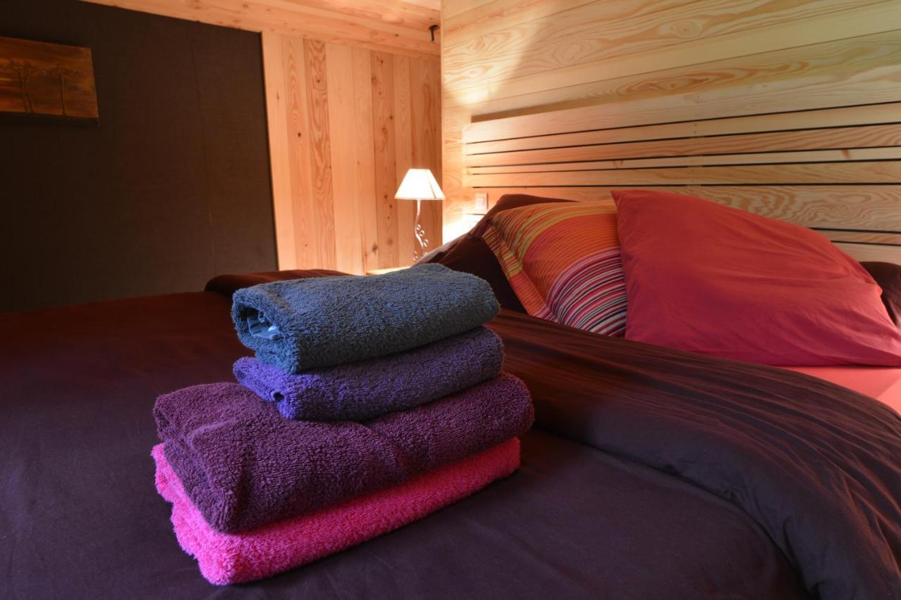 לינה וארוחת בוקר ונטרון Le Chalet De Valentine מראה חיצוני תמונה