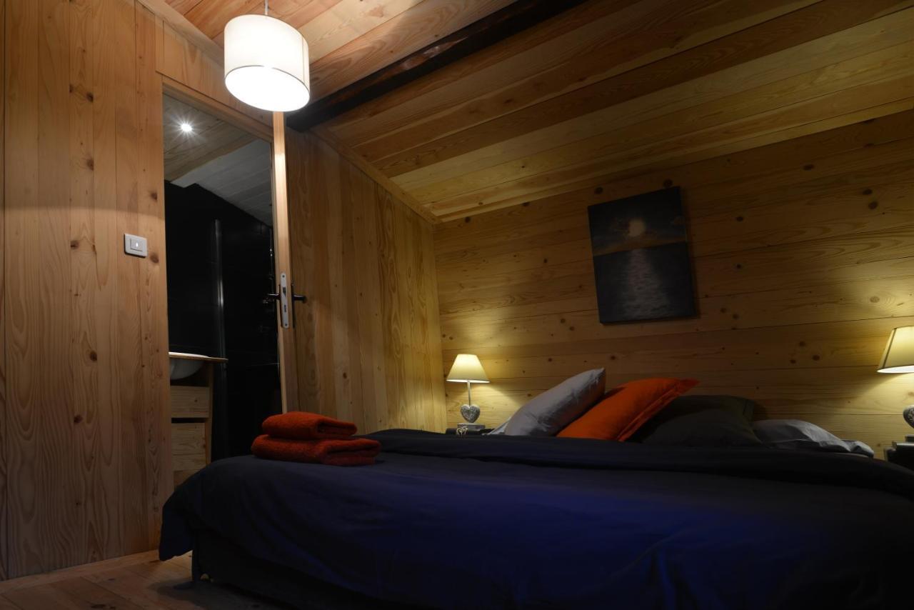 לינה וארוחת בוקר ונטרון Le Chalet De Valentine מראה חיצוני תמונה